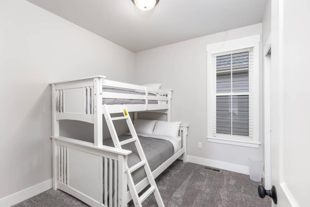 Charming 3-Bedroom In Vibrant New Neighborhood Billings Bagian luar foto